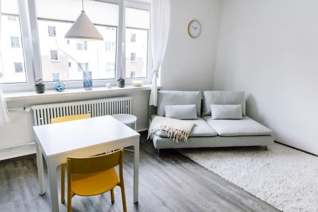 Mitten Im Zentrum Mit 24H Check-In Kiel Esterno foto