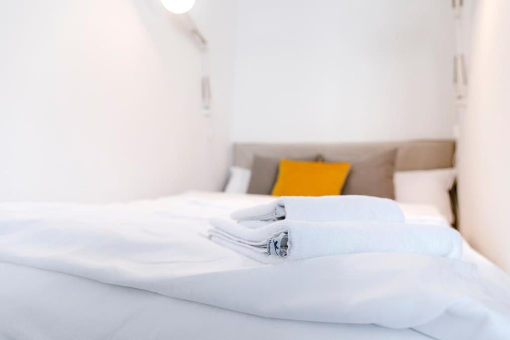 Mitten Im Zentrum Mit 24H Check-In Kiel Esterno foto
